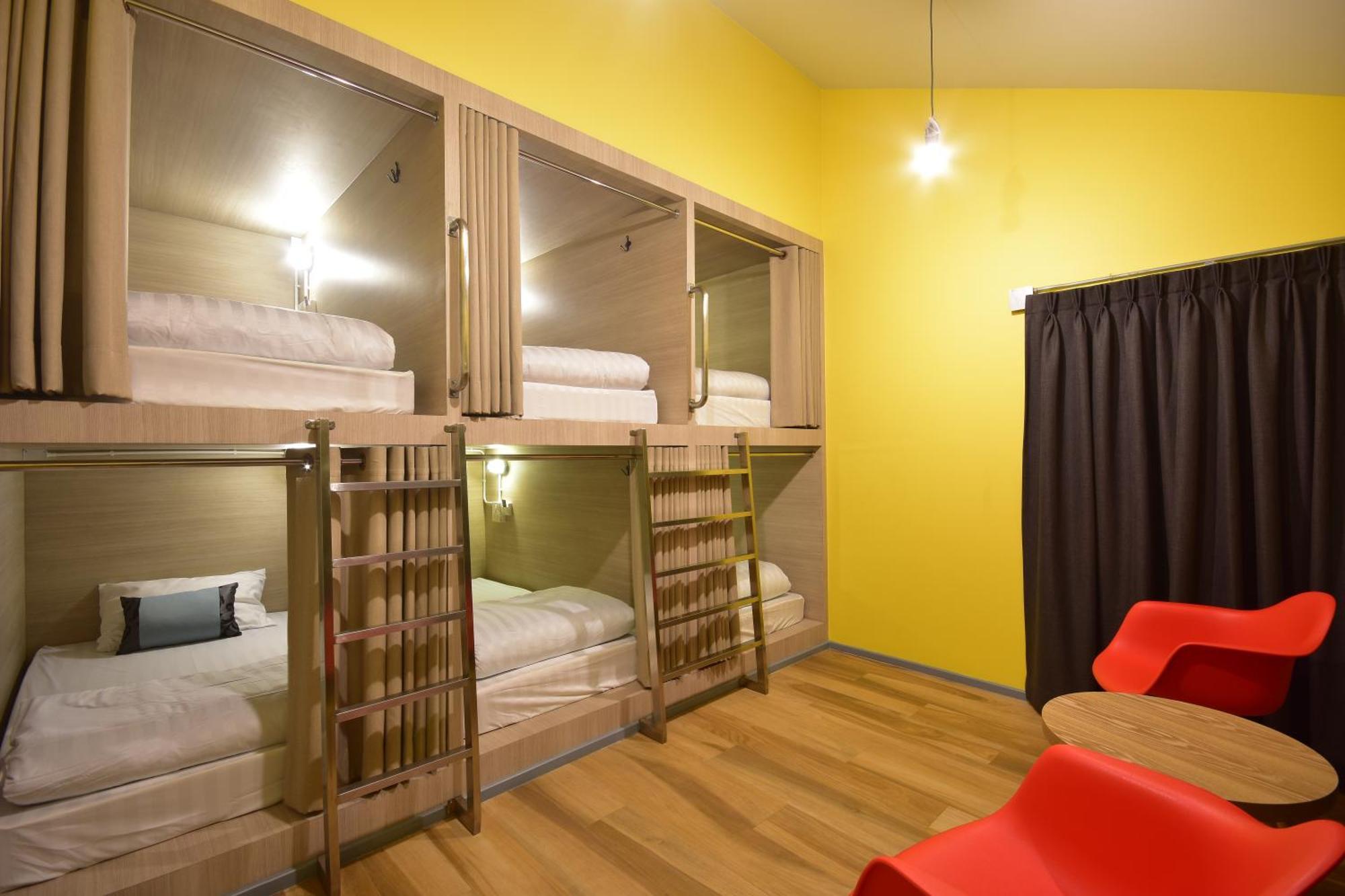 Silom Box Hostel Bangkok